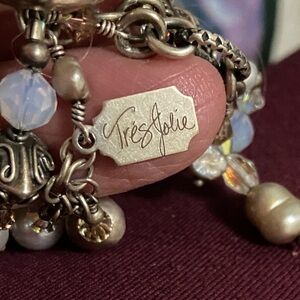 Treโs Jolie Elegant Pearl and Crystal Charm Bracelet